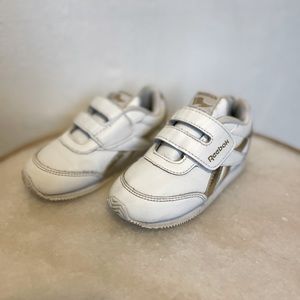 Reebok classic shoes